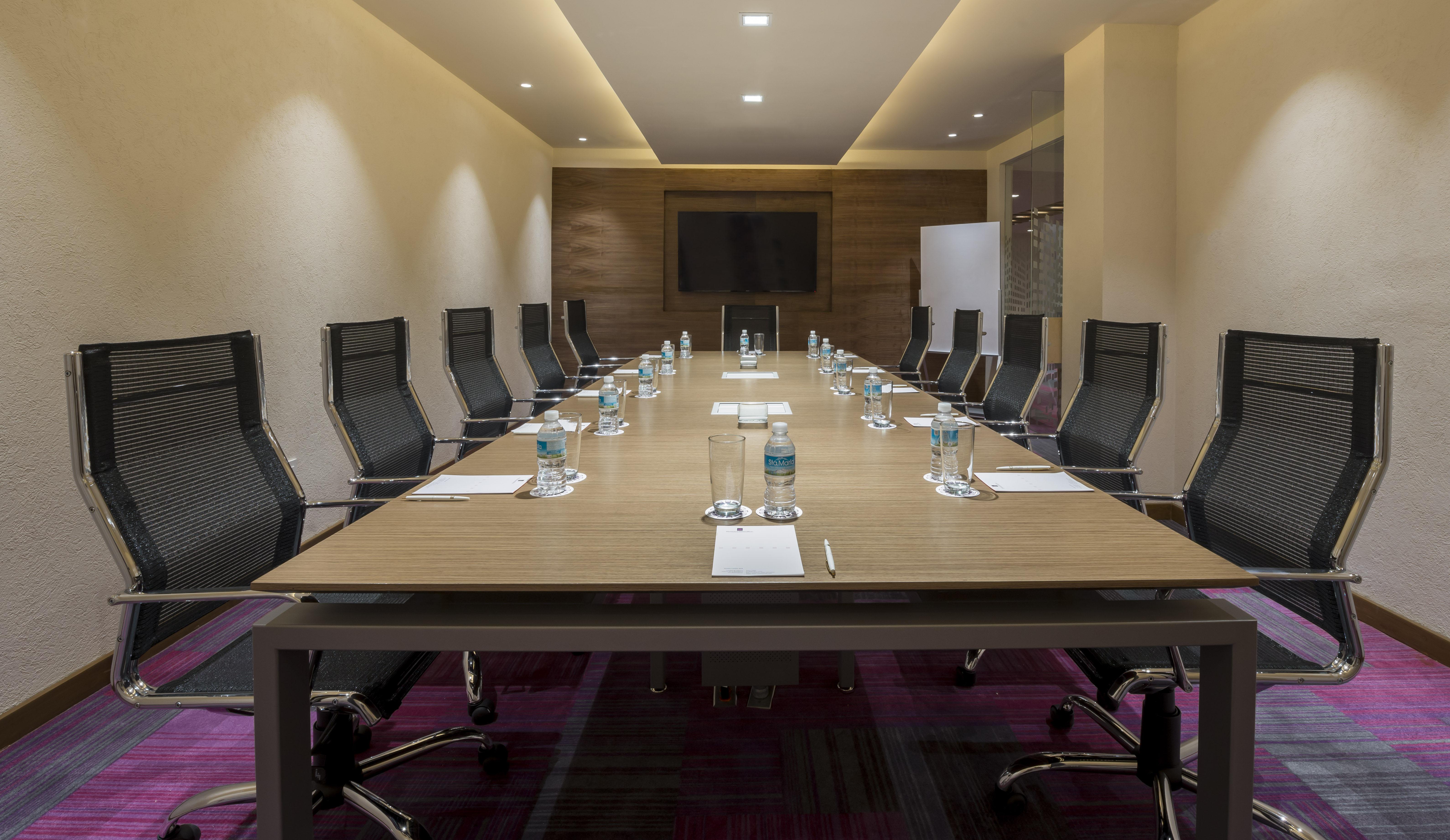 墨西哥佩德雷加尔卡米奥真实酒店 墨西哥城 外观 照片 Boardroom at W Bengaluru
